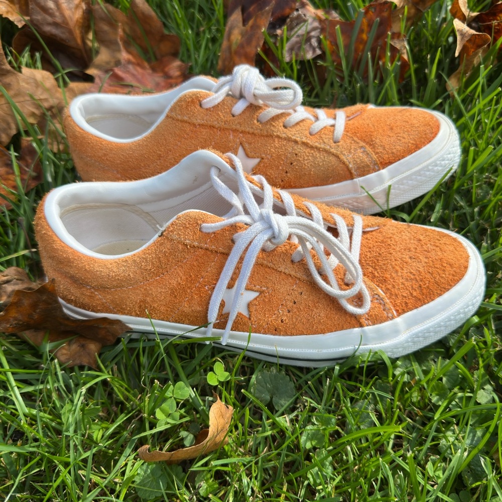 Vintage Orange Suede Converse size4